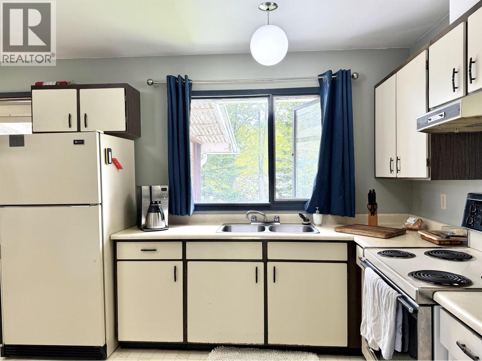 57 Chapman Street, Granisle, British Columbia  V0J 1W0 - Photo 13 - R3129441