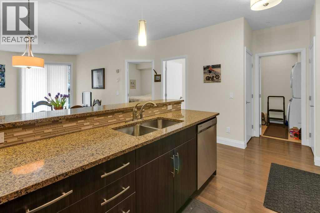 2104, 15 Sunset Square, Cochrane, Alberta  T4C 0E7 - Photo 7 - A2299363