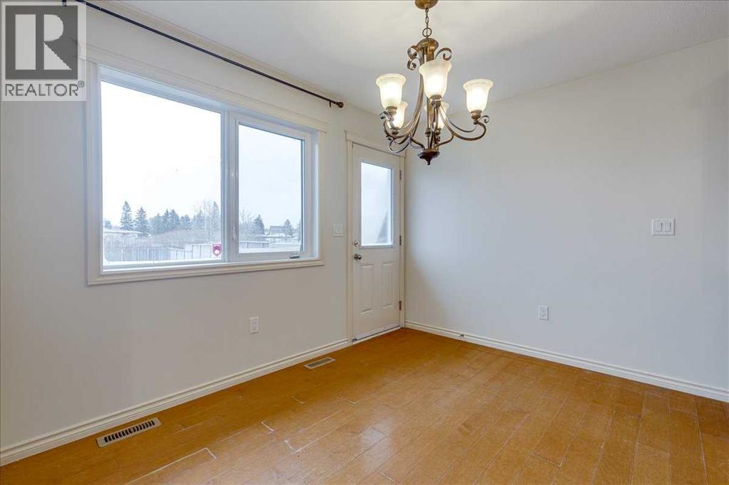 2, 5511 54 Street, Ponoka, Alberta  T4J 1L9 - Photo 15 - A2311666