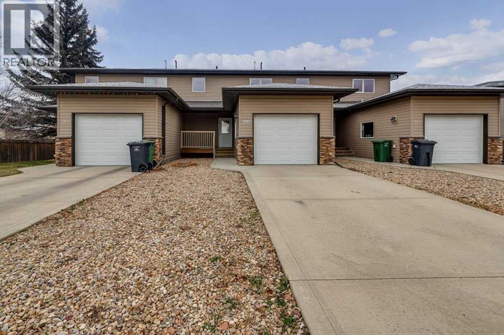 2, 5511 54 Street, Ponoka, Alberta  T4J 1L9 - Photo 2 - A2311666