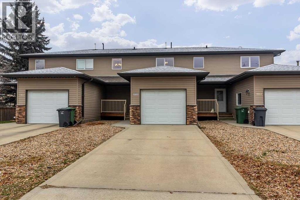 2, 5511 54 Street, Ponoka, Alberta  T4J 1L9 - Photo 1 - A2311666