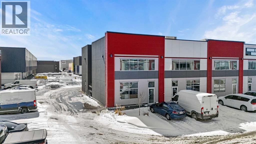 305, 10960 42 Street NE, Calgary, Alberta  T3N 2B8 - Photo 2 - A2303967