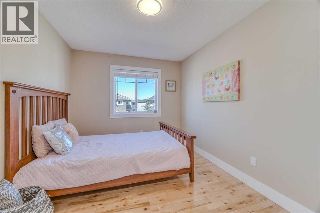 100 Royal Birch Crescent Nw, Calgary, Alberta  T3G 5N8 - Photo 33 - A2313207