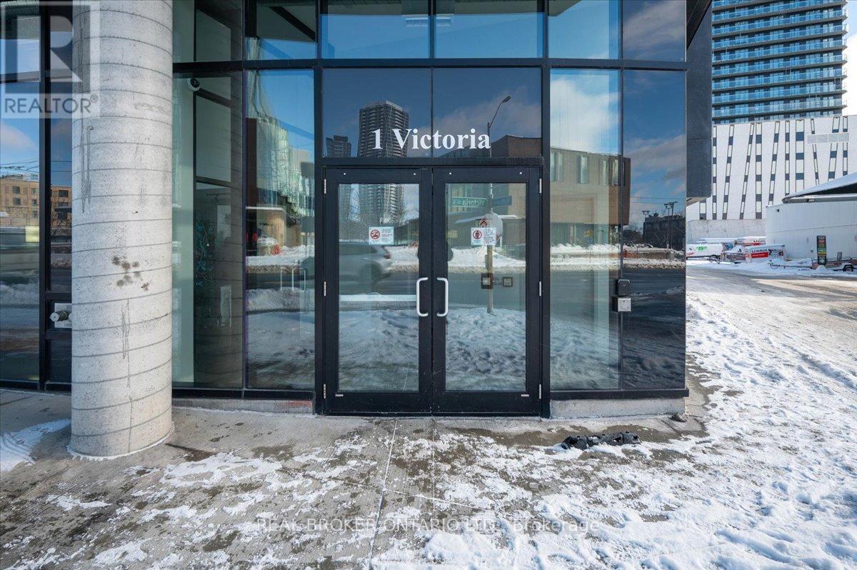 203 - 1 Victoria Street S, Kitchener, Ontario  N2G 0B5 - Photo 2 - X13216718