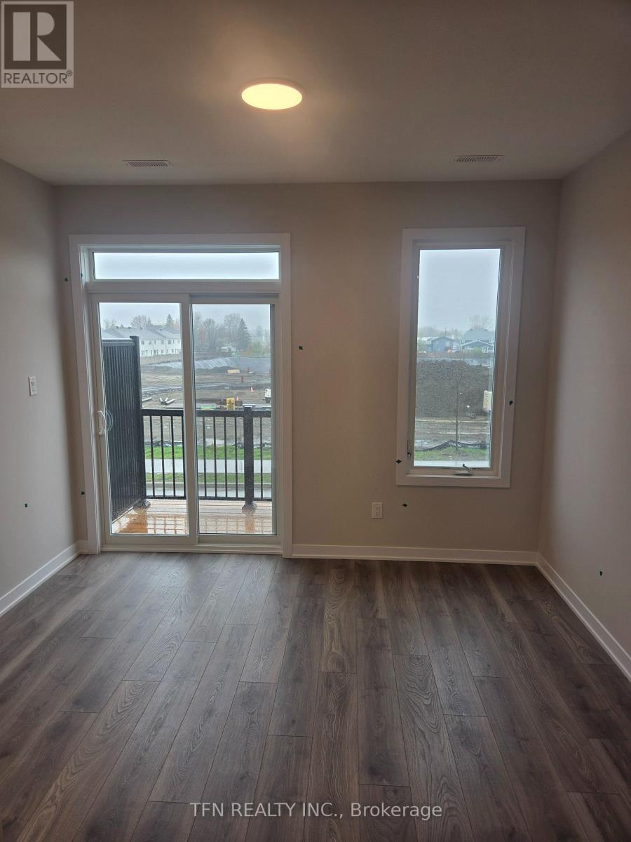 229 Lamarche Avenue, Ottawa, Ontario  K1W 0Y3 - Photo 13 - X13216746