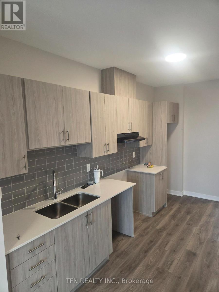 229 Lamarche Avenue, Ottawa, Ontario  K1W 0Y3 - Photo 3 - X13216746