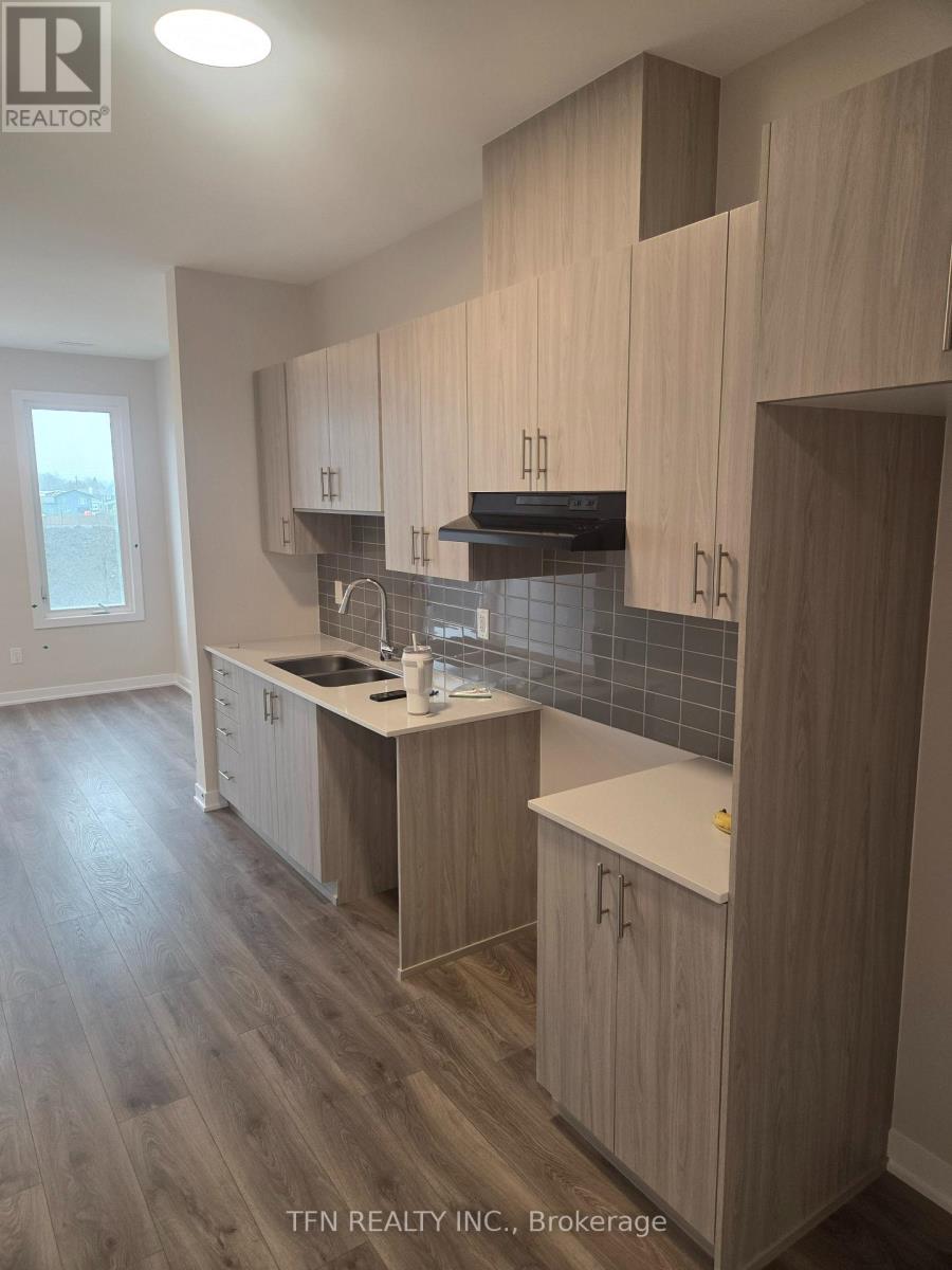 229 Lamarche Avenue, Ottawa, Ontario  K1W 0Y3 - Photo 6 - X13216746