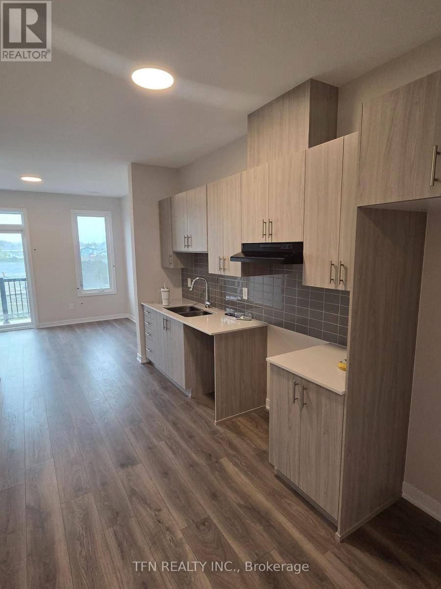 229 Lamarche Avenue, Ottawa, Ontario  K1W 0Y3 - Photo 7 - X13216746