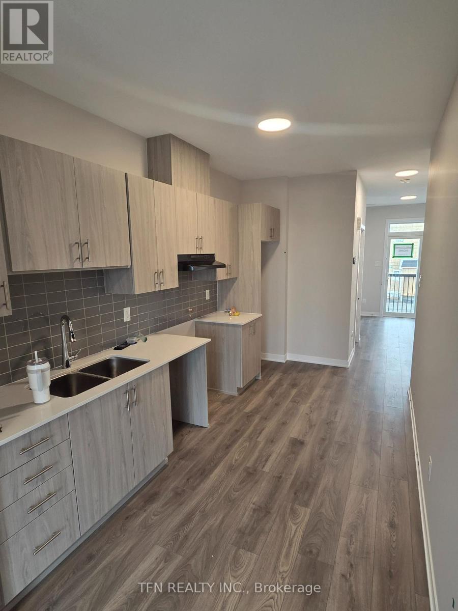 229 Lamarche Avenue, Ottawa, Ontario  K1W 0Y3 - Photo 9 - X13216746