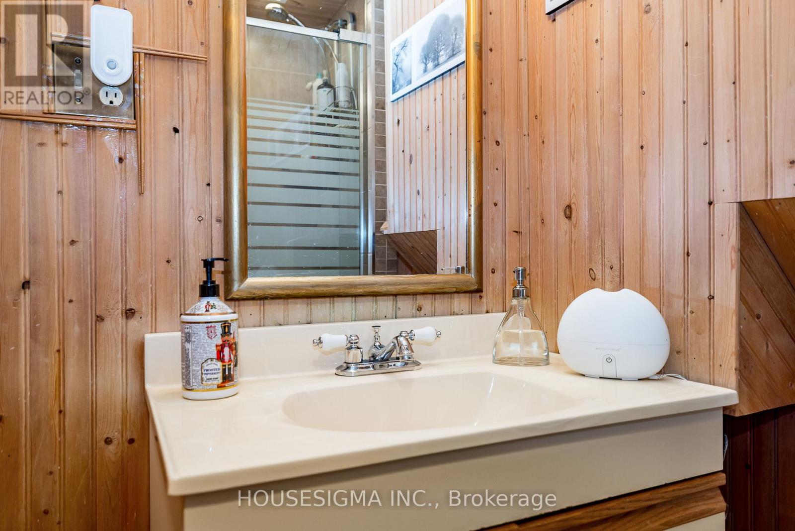994 Charlton Drive, Ottawa, Ontario  K1J 8B3 - Photo 19 - X13216794