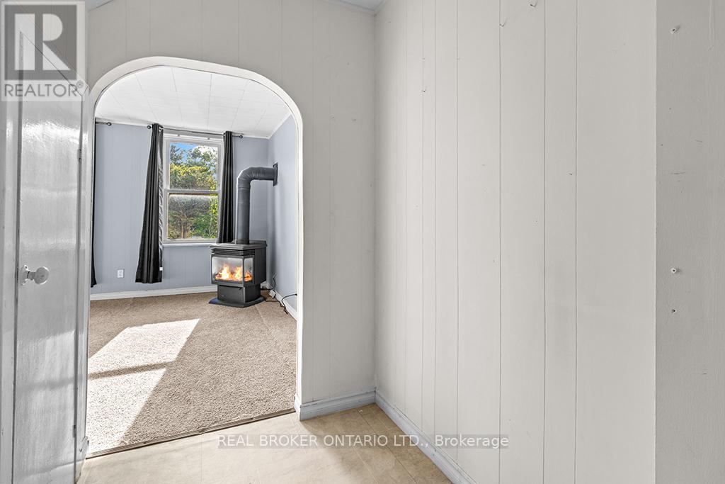 1323 2nd Avenue W, Owen Sound, Ontario  N4K 4N5 - Photo 17 - X13216842