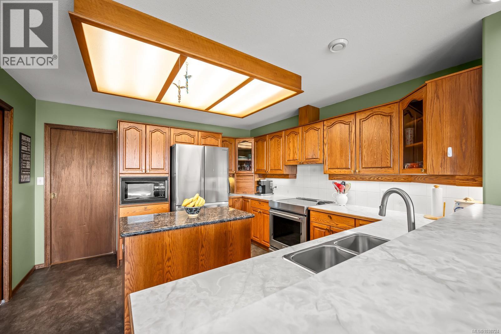 3834 Laurel Dr, Royston, British Columbia  V0R 2V0 - Photo 35 - 1038724