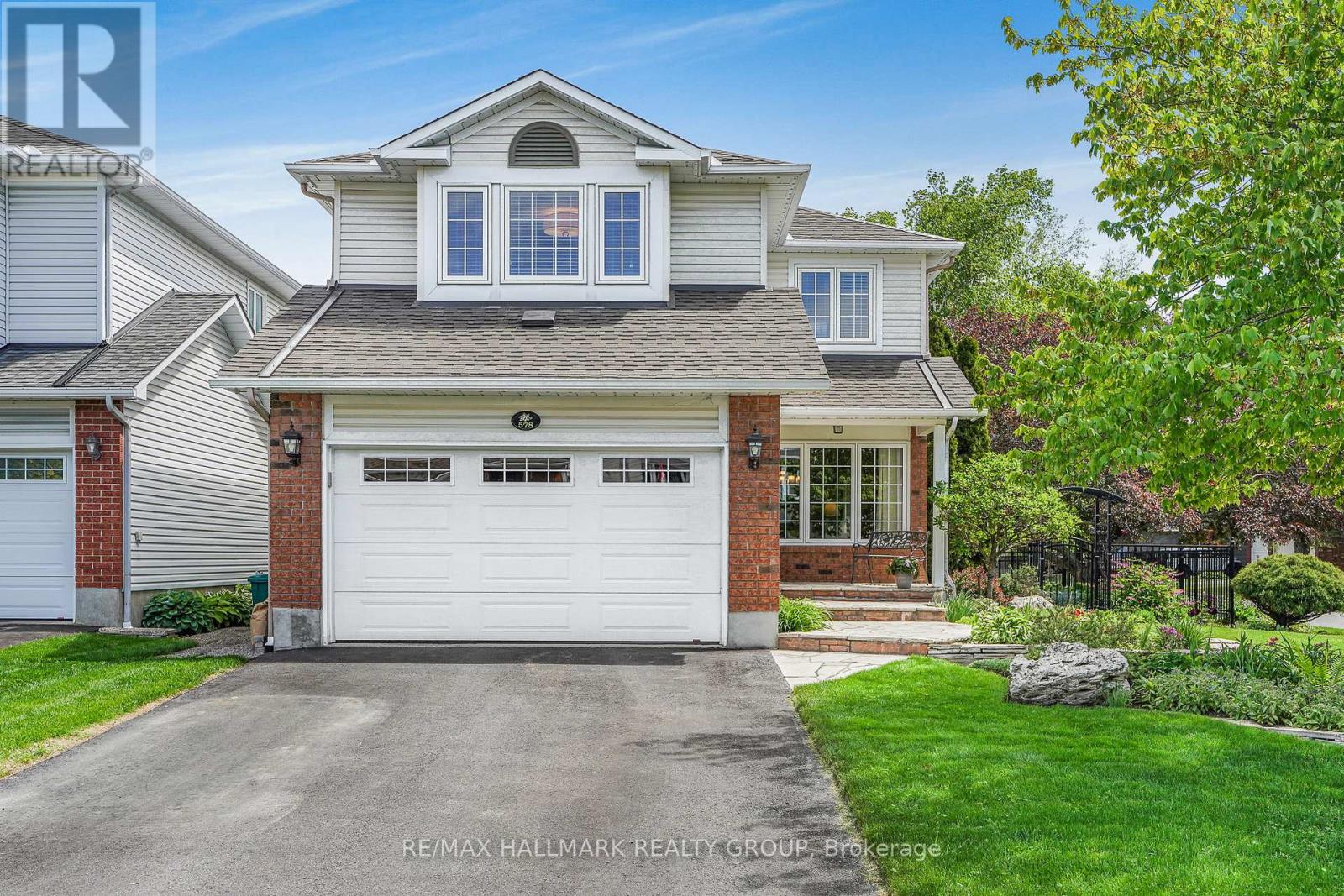 578 TOURELLE DRIVE, Ottawa, Ontario