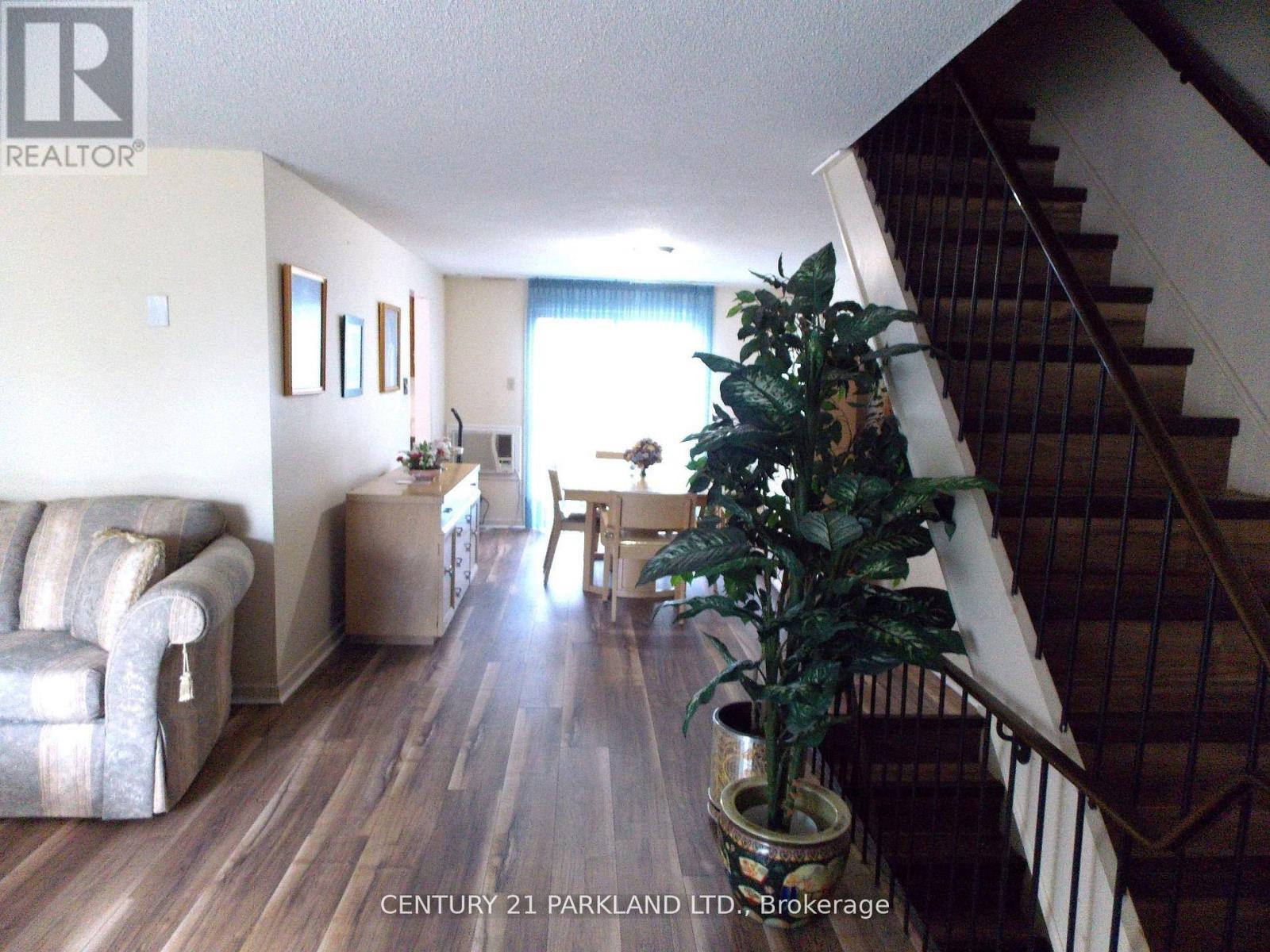 42 Antibes Drive, Toronto, Ontario  M2R 3K4 - Photo 9 - C13216874