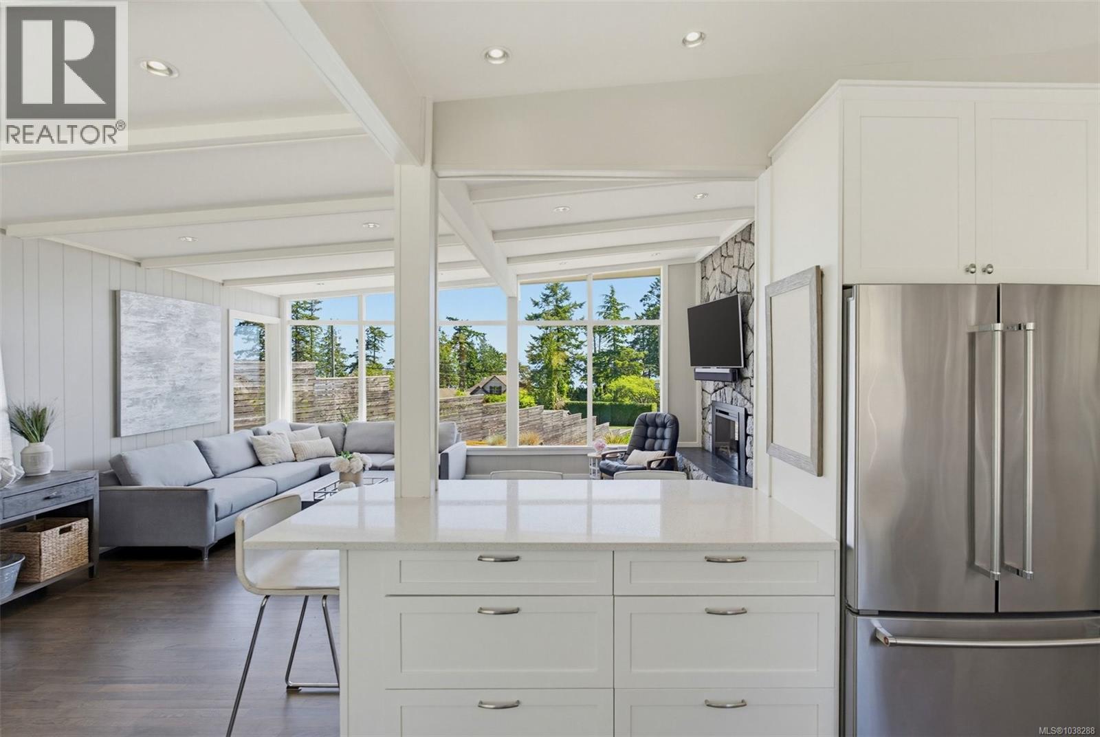 5266 Parker Ave, Saanich, British Columbia  V8Y 2M9 - Photo 15 - 1038288