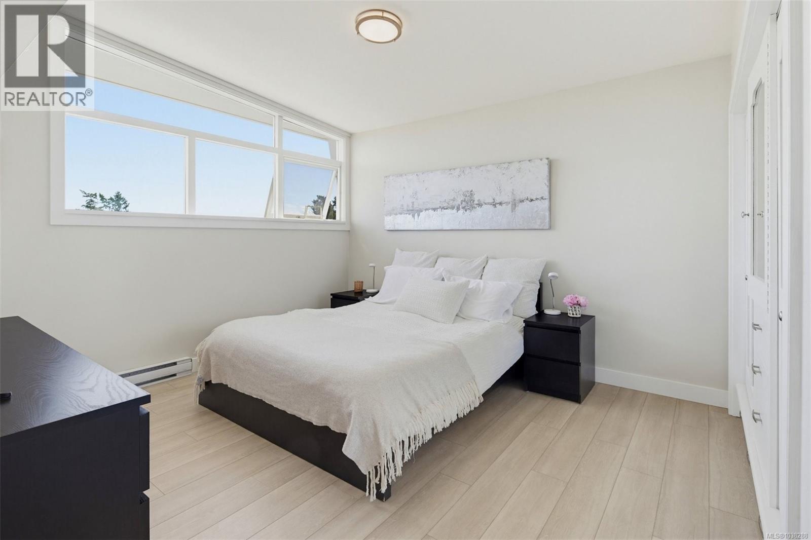 5266 Parker Ave, Saanich, British Columbia  V8Y 2M9 - Photo 25 - 1038288