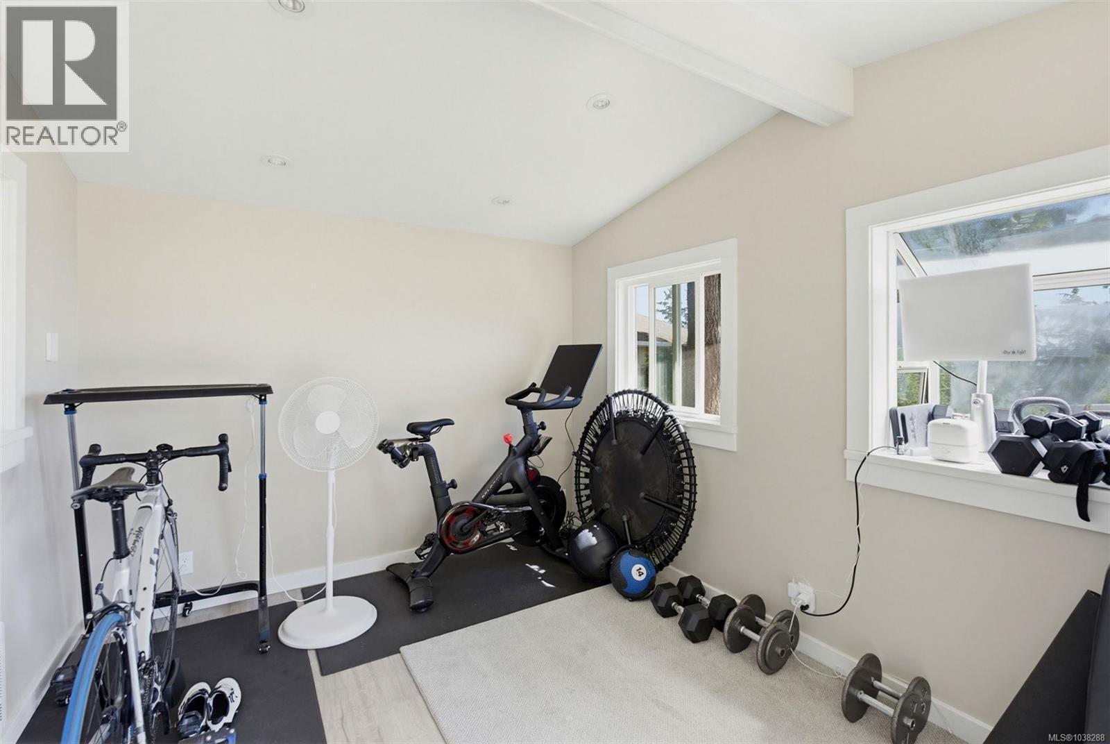 5266 Parker Ave, Saanich, British Columbia  V8Y 2M9 - Photo 54 - 1038288