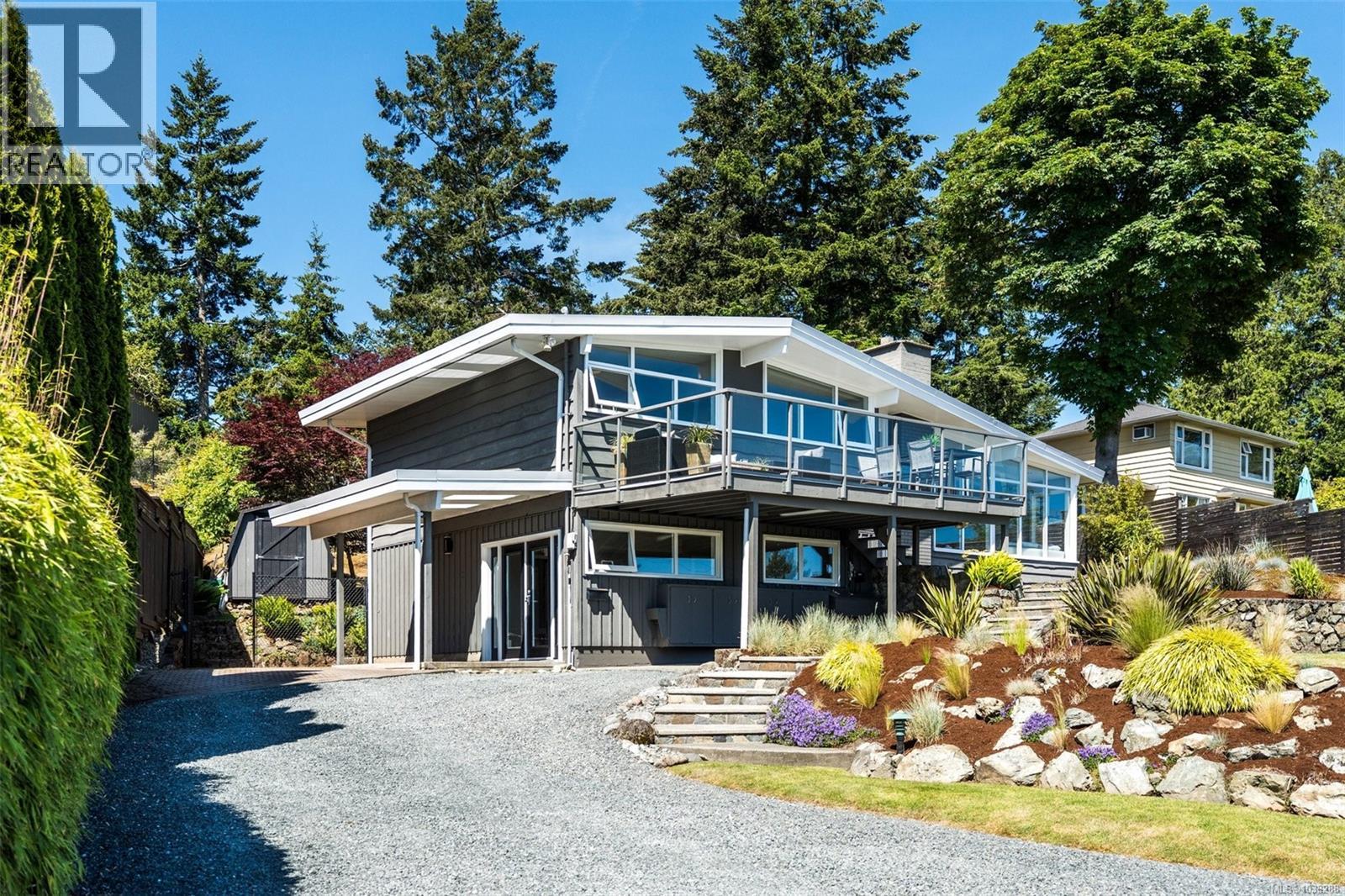 5266 Parker Ave, Saanich, British Columbia  V8Y 2M9 - Photo 60 - 1038288
