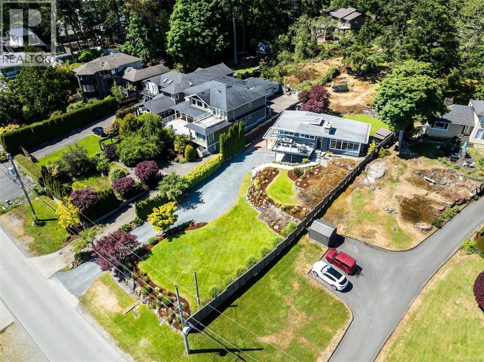 5266 Parker Ave, Saanich, British Columbia  V8Y 2M9 - Photo 64 - 1038288