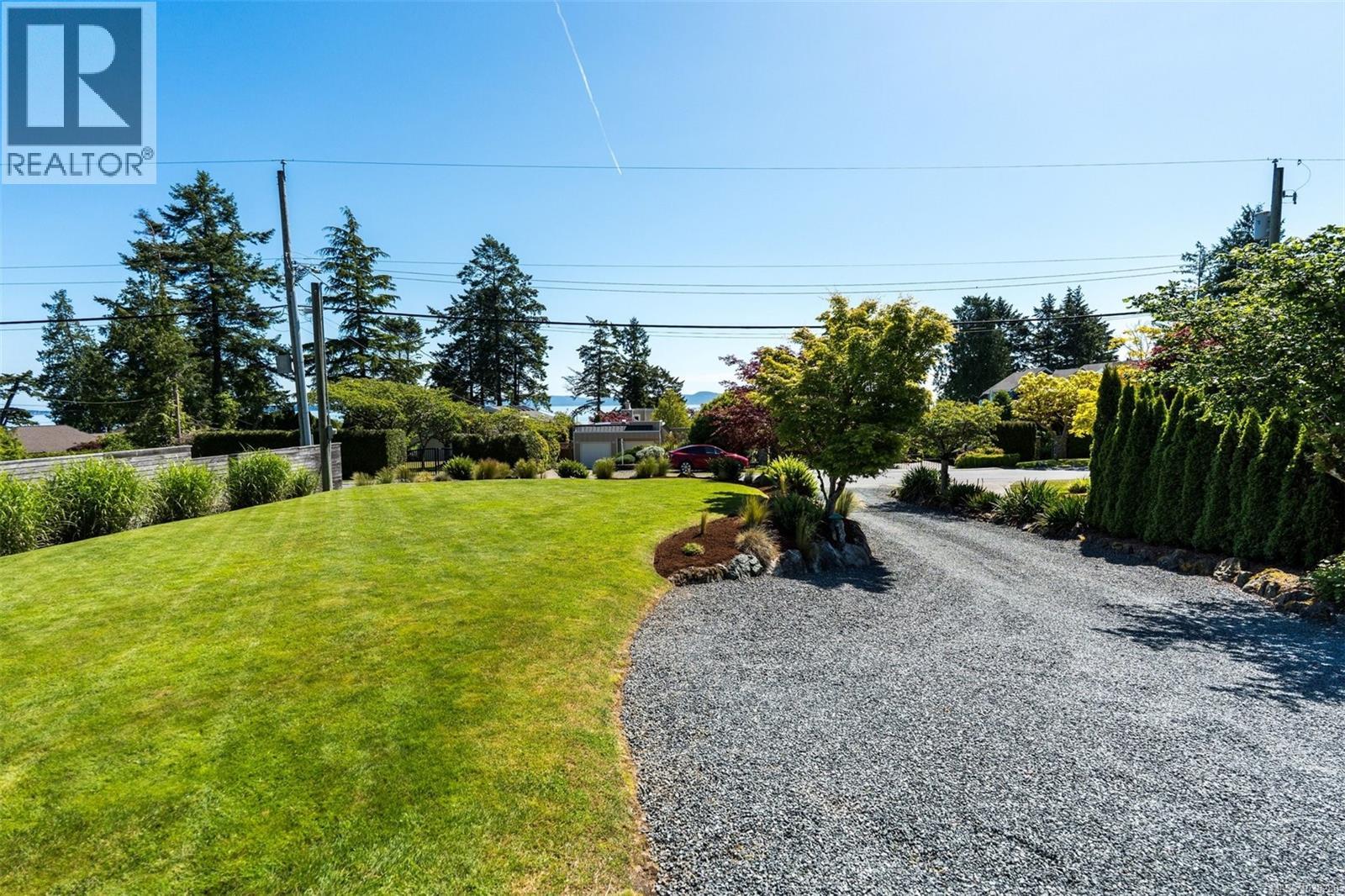 5266 Parker Ave, Saanich, British Columbia  V8Y 2M9 - Photo 68 - 1038288