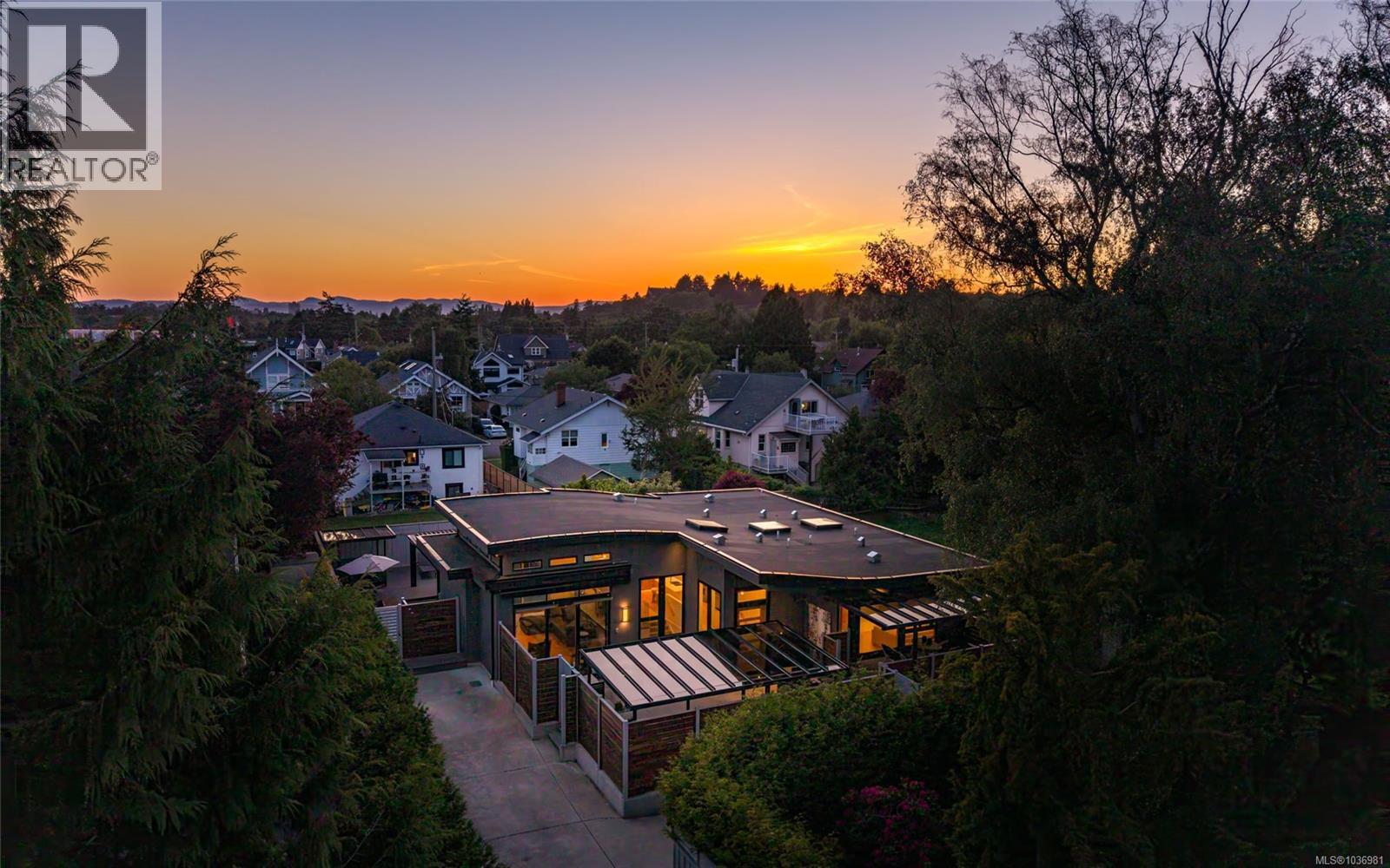330 Irving Rd, Victoria, British Columbia