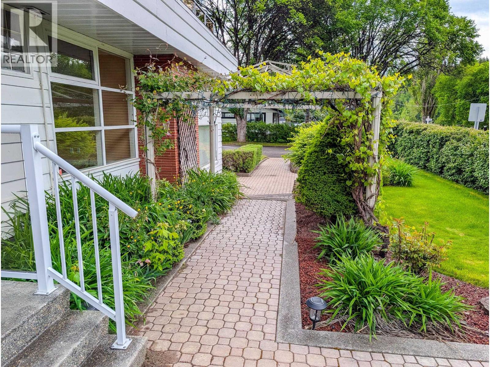 1689 Birch Street, Prince George, British Columbia  V2L 1B3 - Photo 9 - R3095314