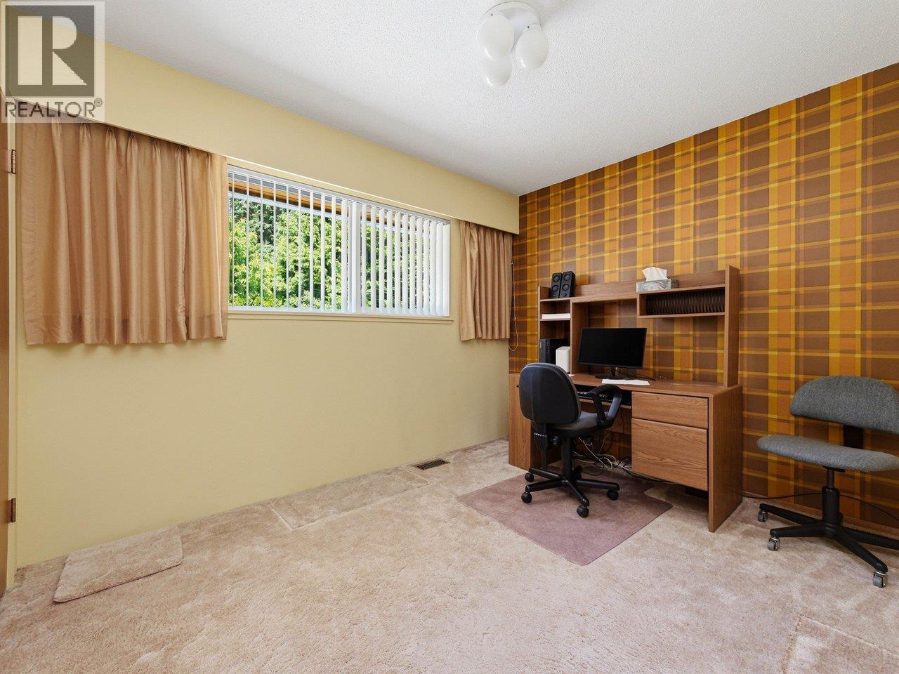 1218 Chamberlain Drive, North Vancouver, British Columbia  V7K 1P3 - Photo 20 - R3129777