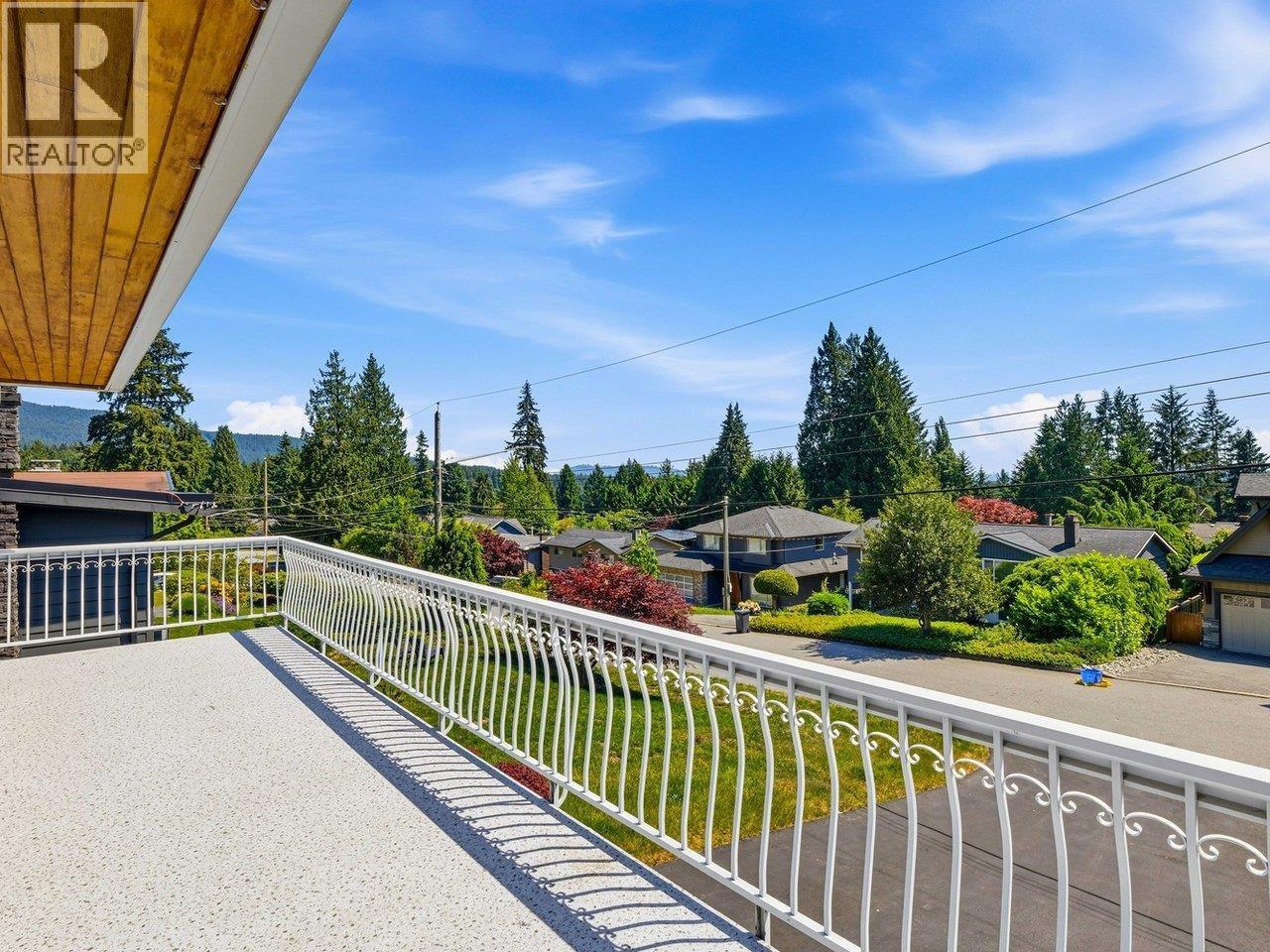 1218 Chamberlain Drive, North Vancouver, British Columbia  V7K 1P3 - Photo 24 - R3129777
