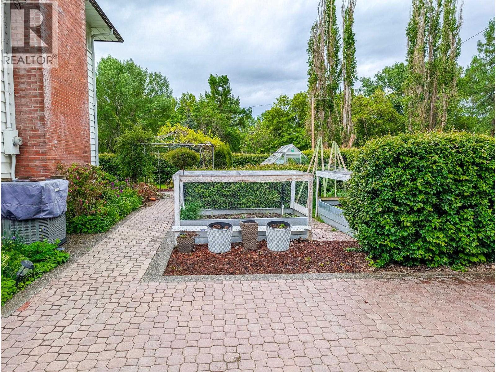 1689 Birch Street, Prince George, British Columbia  V2L 1B3 - Photo 11 - R3095314