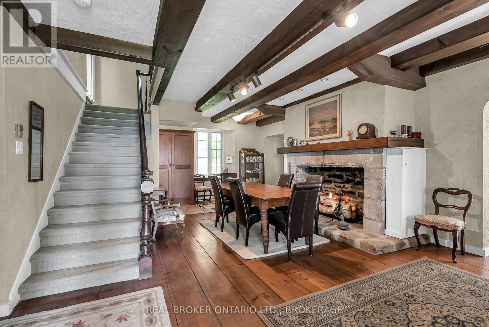 20824 South Service Road, South Glengarry, Ontario  K0C 1N0 - Photo 6 - X12250510