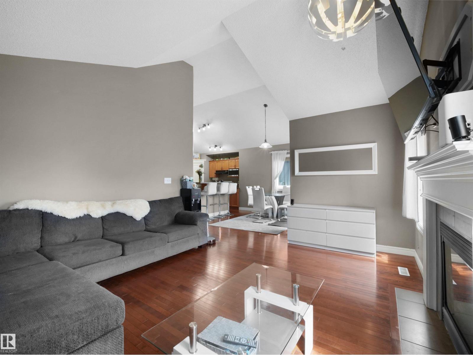 4021 158 Av NW NW, Edmonton, Alberta  T5Y 0A3 - Photo 13 - E4490853