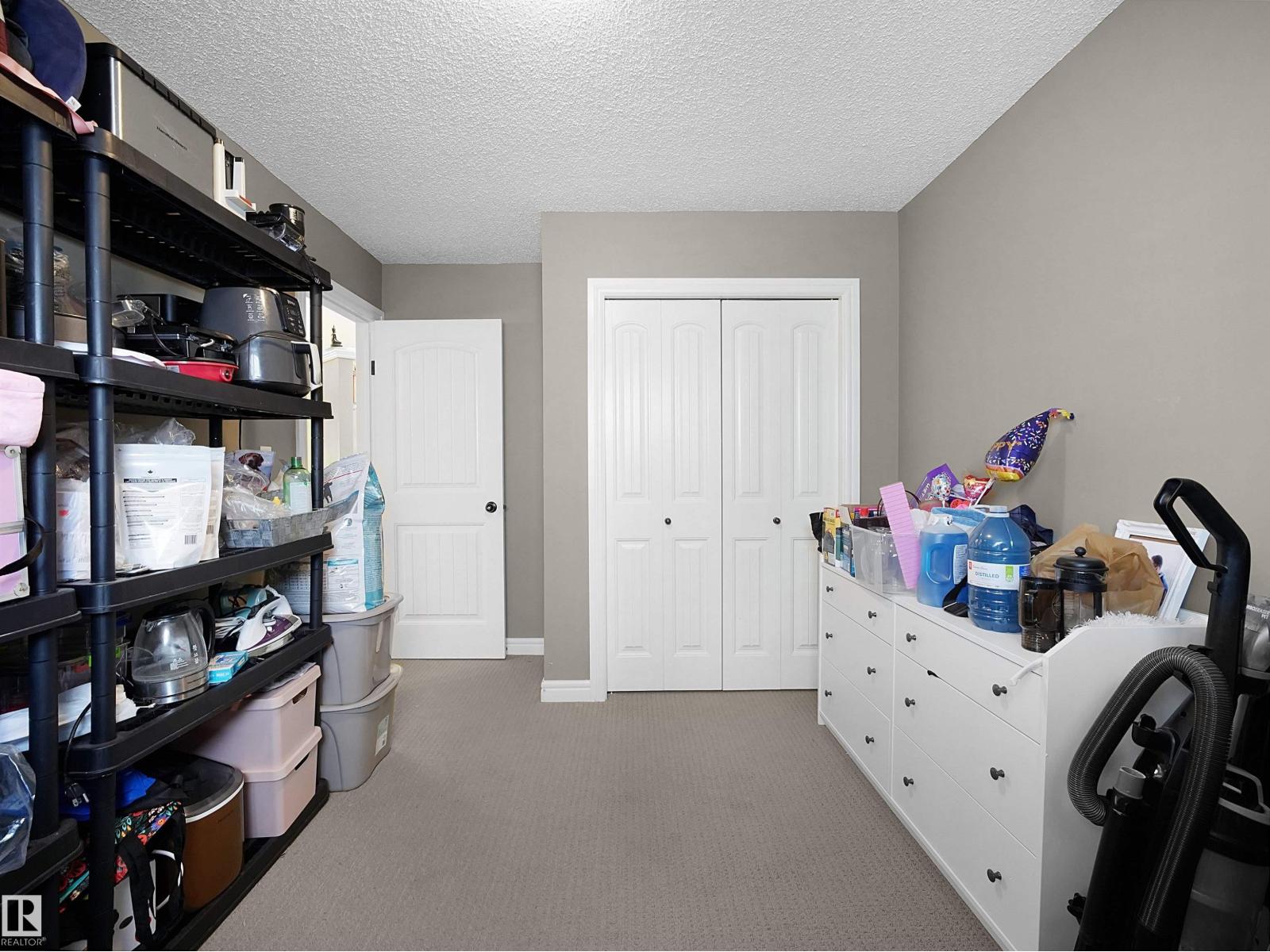 4021 158 Av NW NW, Edmonton, Alberta  T5Y 0A3 - Photo 16 - E4490853
