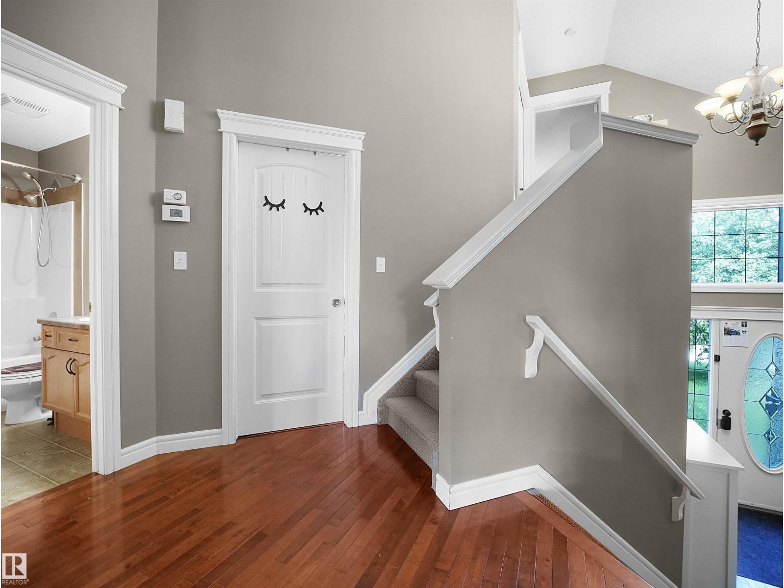 4021 158 Av NW NW, Edmonton, Alberta  T5Y 0A3 - Photo 5 - E4490853