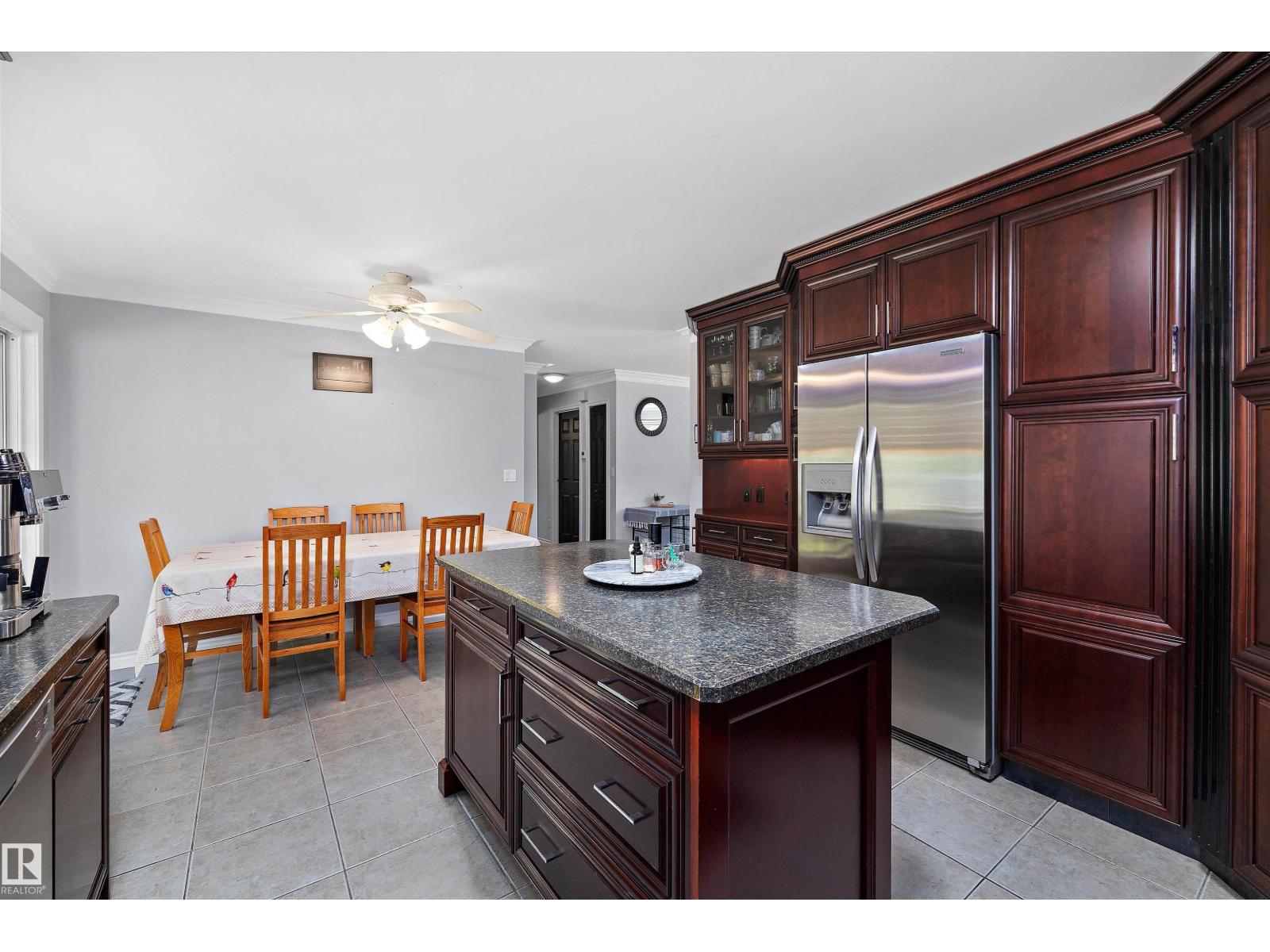 53257 Rge Road 211, Rural Strathcona County, Alberta T8G 2B8 - Photo 14 - E4490852