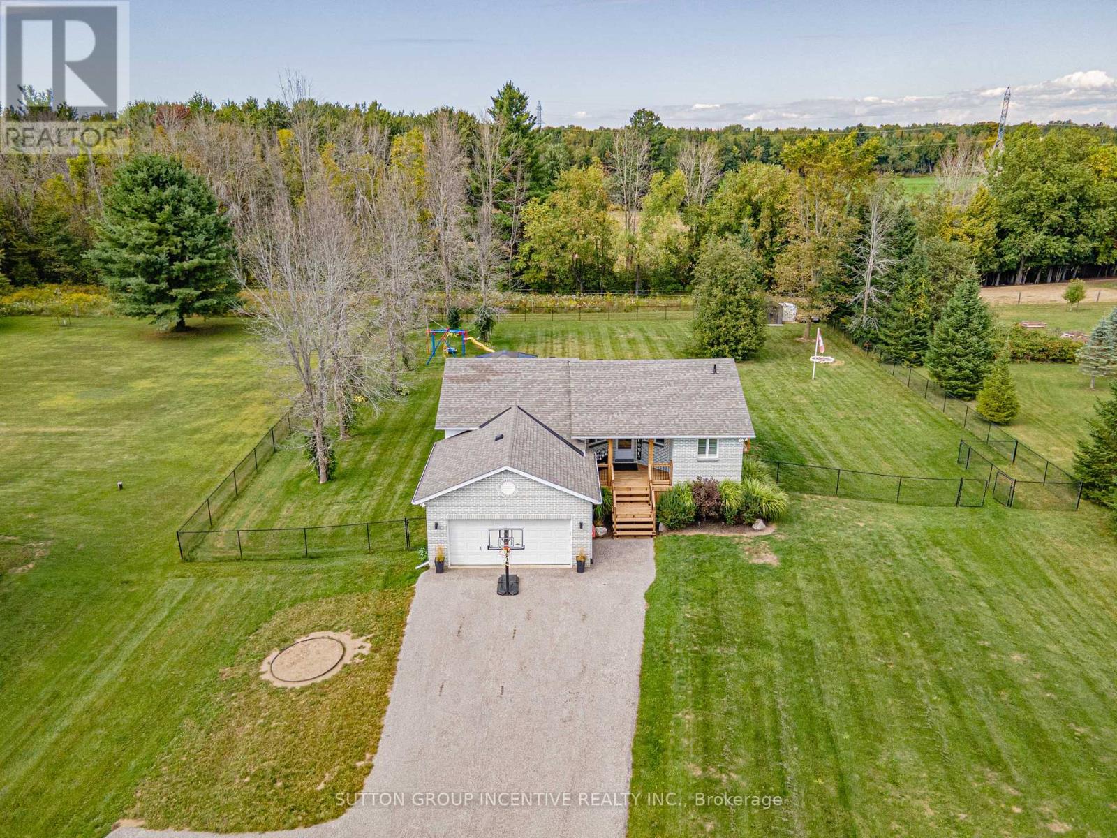 5274 5 Sunnidale Concession Road, Clearview, Ontario  L0M 1N0 - Photo 2 - S13216890