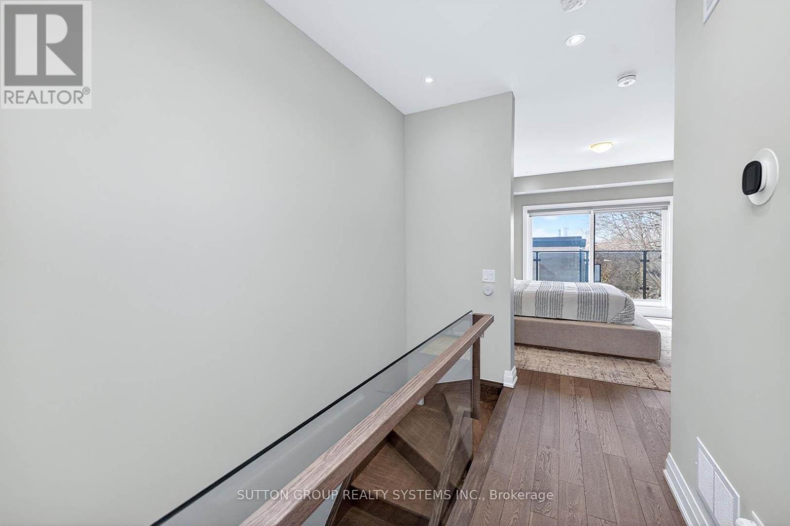 1126a Islington Avenue, Toronto, Ontario  M8Z 0G6 - Photo 35 - W13216880