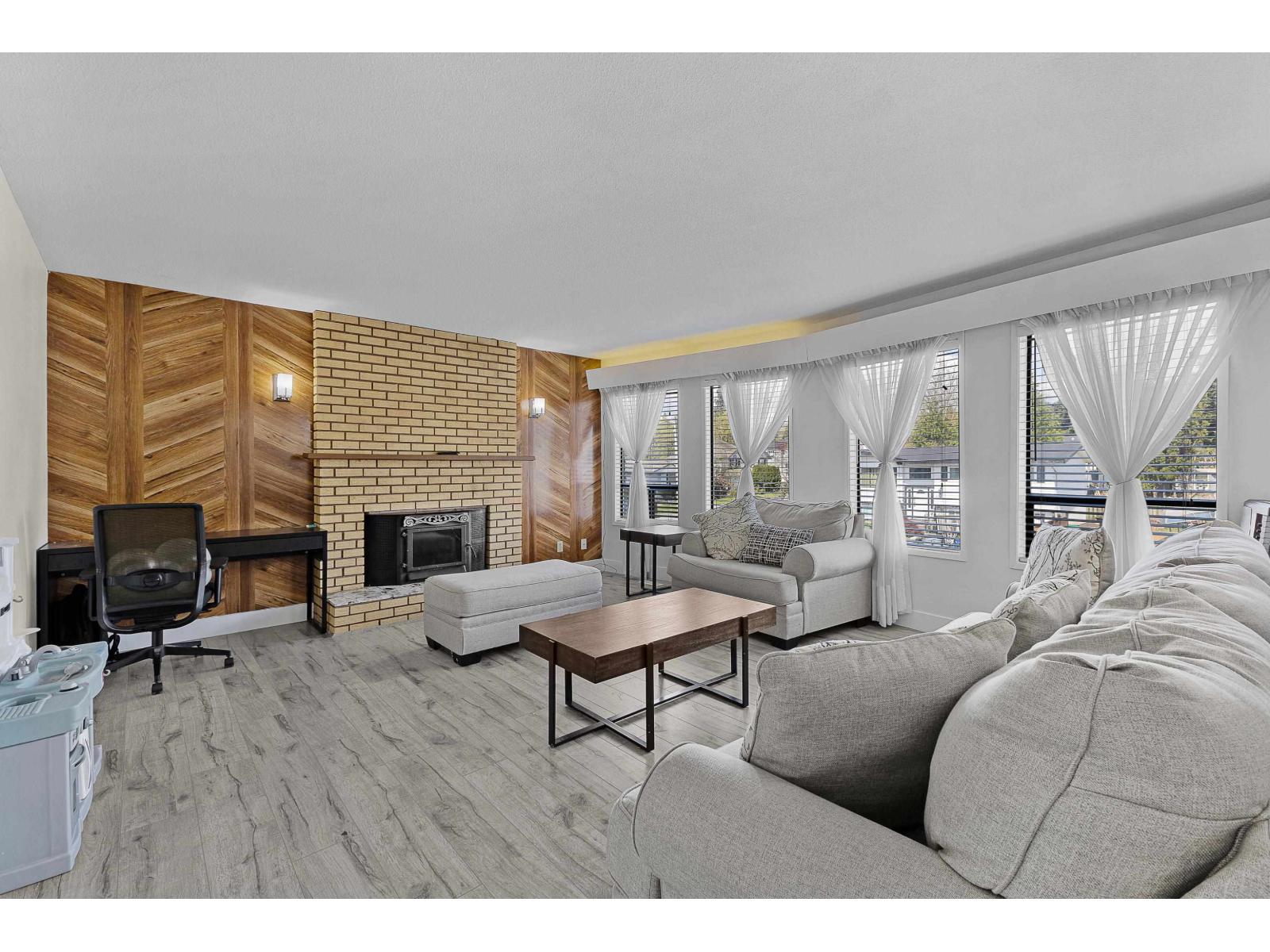 31872 Starling Avenue, Mission, British Columbia  V2V 4S6 - Photo 6 - R3128897