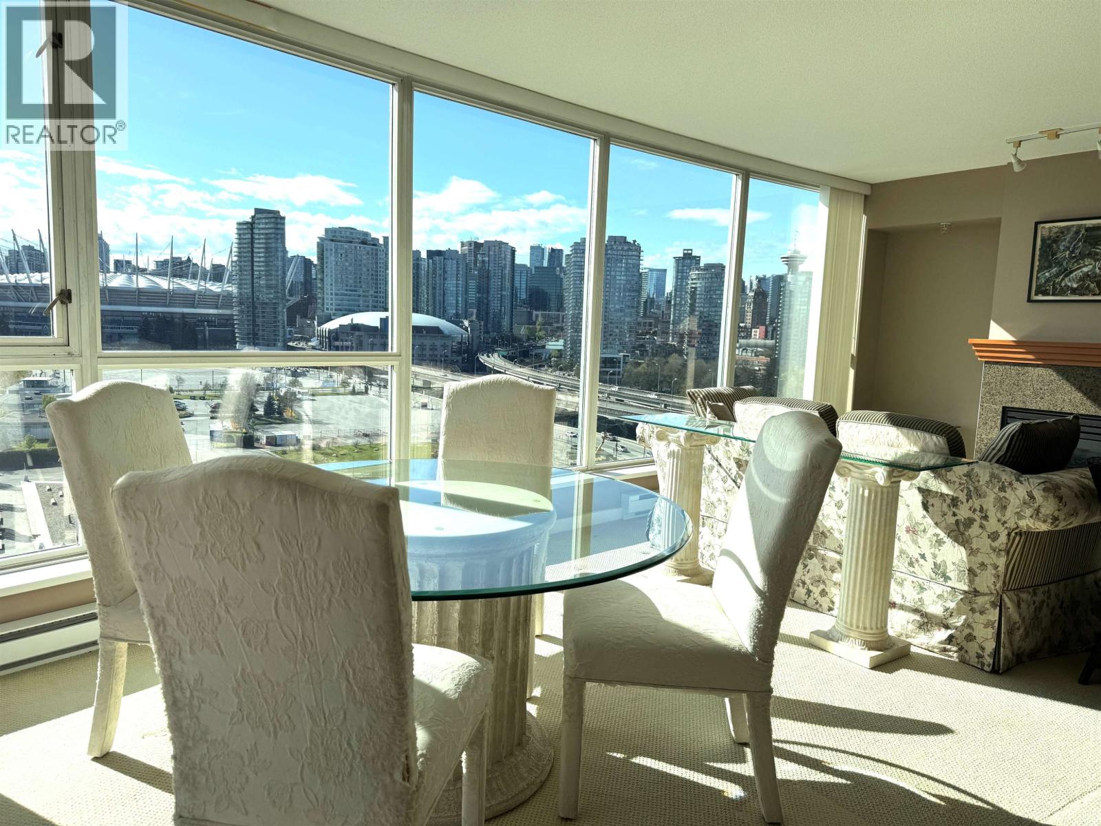 1305 120 Milross Avenue, Vancouver, British Columbia  V6A 4K7 - Photo 3 - R3112327