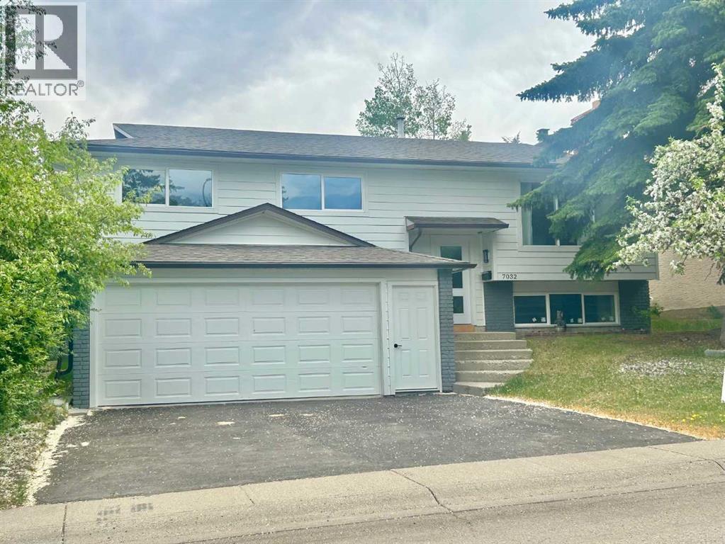 7032 78 Street NW, Calgary, Alberta  T3B 4H9 - Photo 1 - A2293550