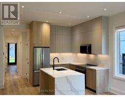 UNIT 1 - 28 NORCROSS ROAD, Toronto, Ontario