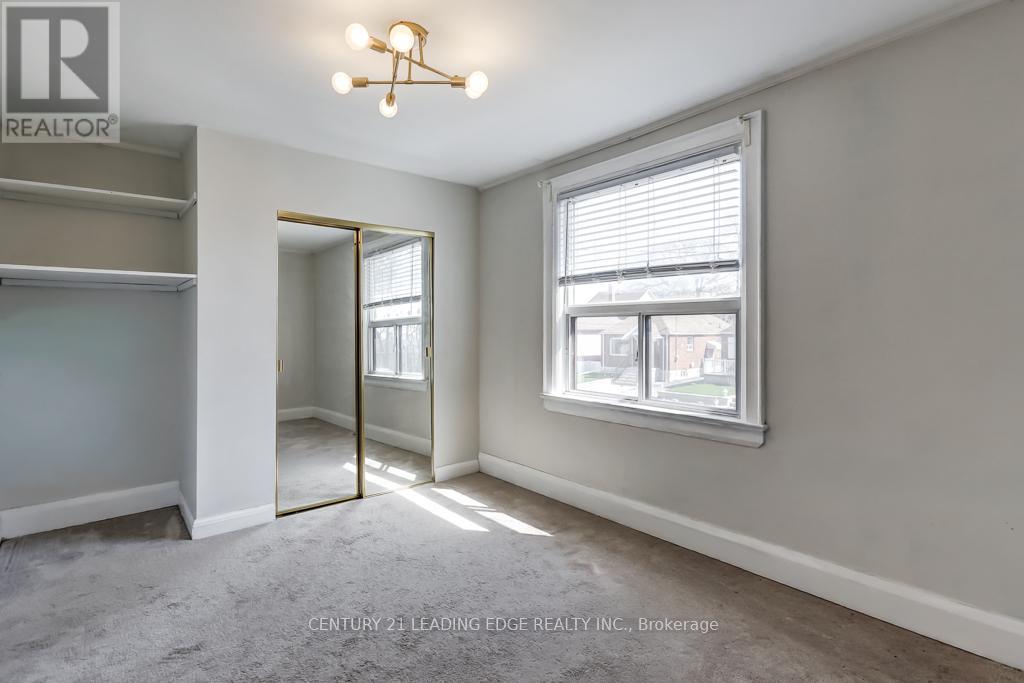 26 Grandville Avenue, Toronto, Ontario  M6N 4T9 - Photo 17 - W13216574