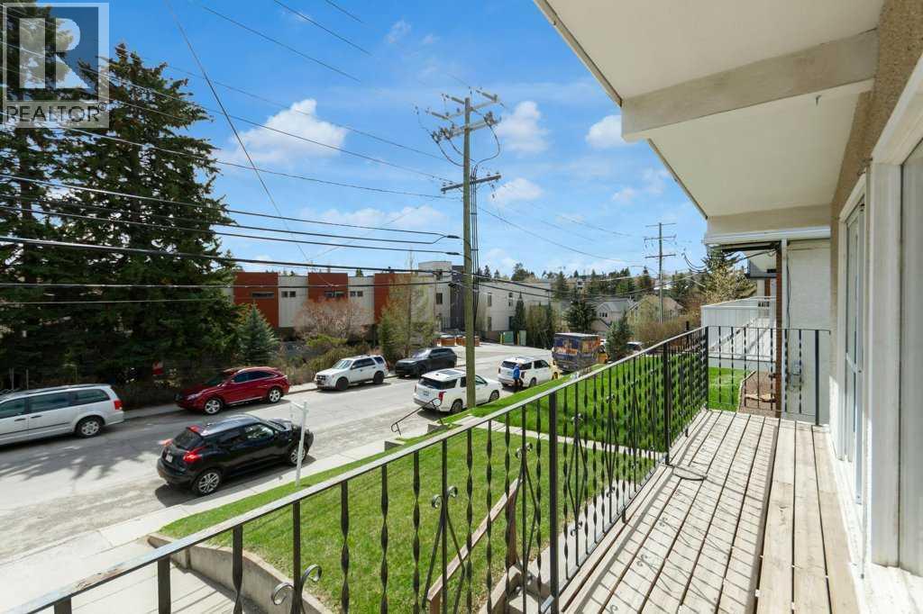 66 34 Avenue Sw, Calgary, Alberta  T2S 2K8 - Photo 3 - A2309452