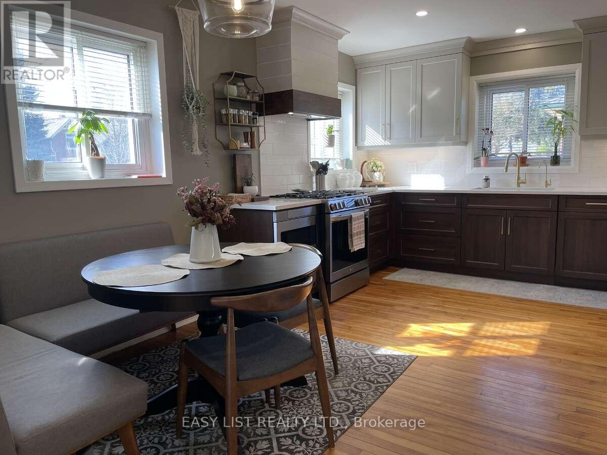 28 Peel Street W, Mapleton, Ontario  N0B 1A0 - Photo 11 - X13216860