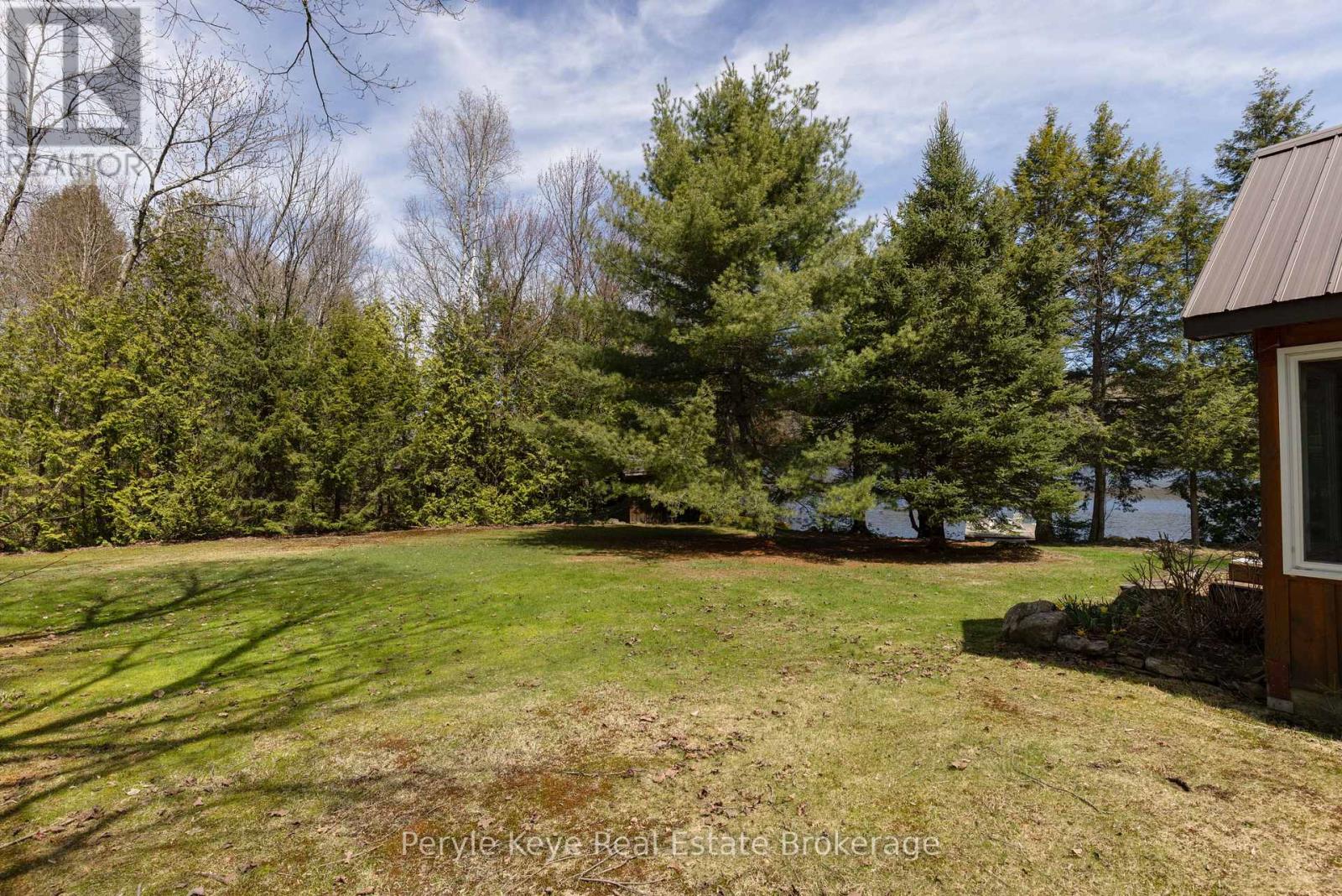 2391 Limberlost Road, Lake Of Bays, Ontario  P1H 2J6 - Photo 4 - X12955512