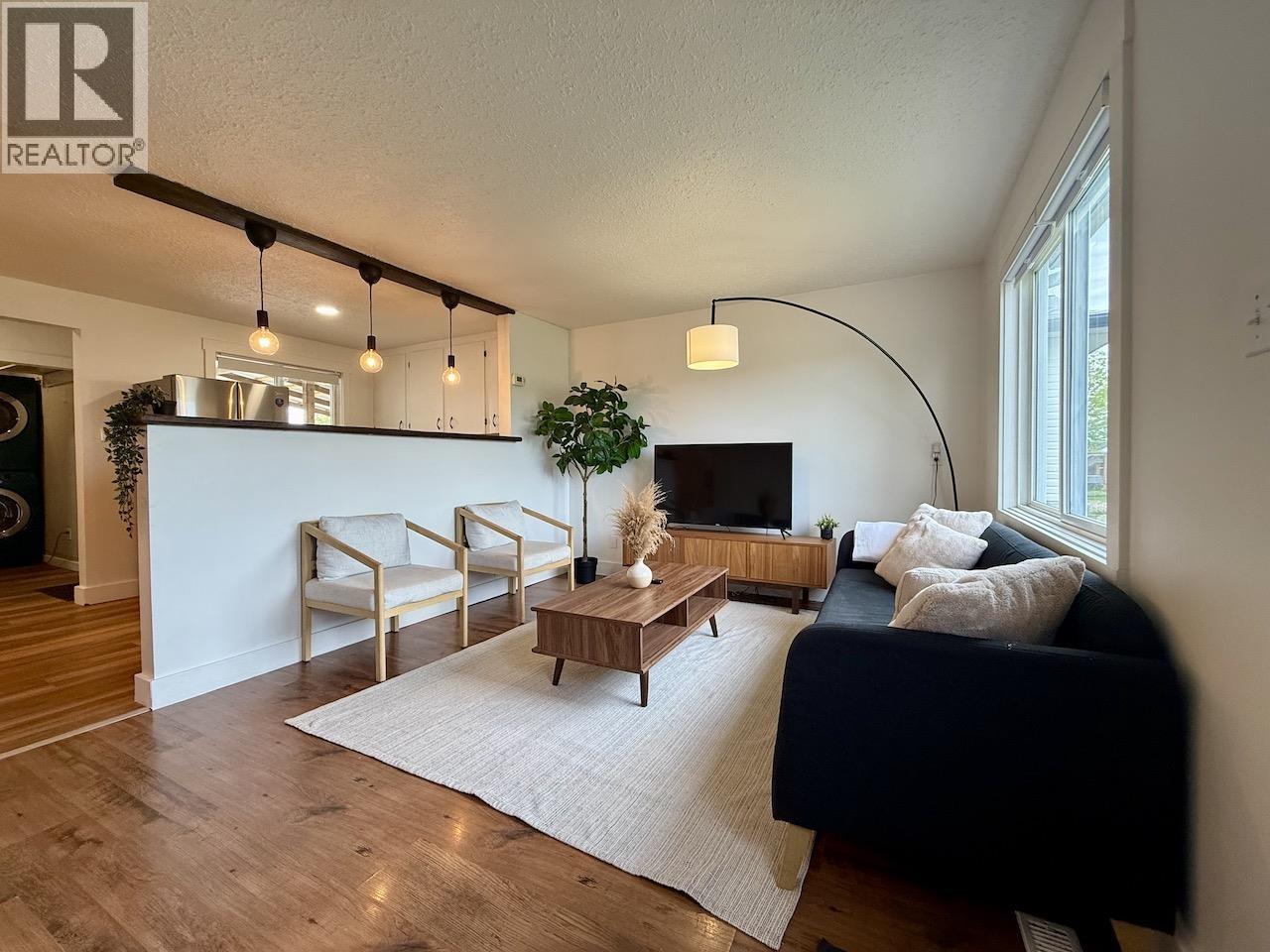 8807 78a Street, Fort St. John, British Columbia  V1J 3B3 - Photo 3 - R3129601