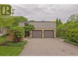 12 MAYFAIR DRIVE, London East, Ontario