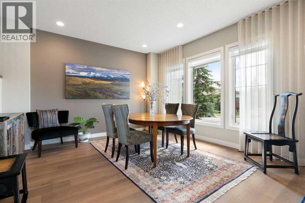 2008 43 Street NW, Calgary, Alberta T3B 6E4 - Photo 3 - A2316245