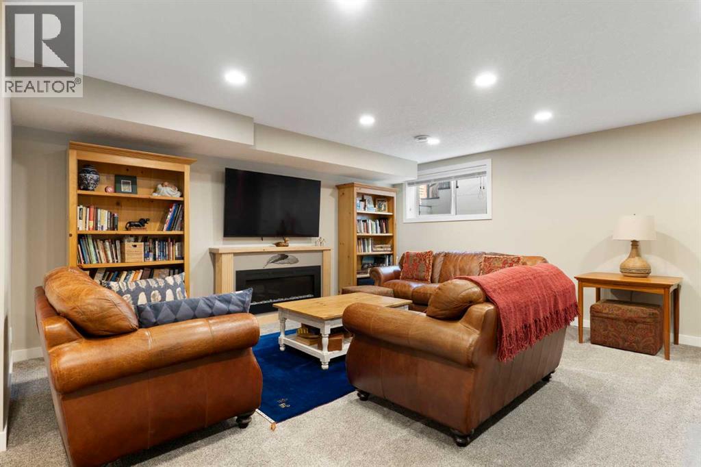 2008 43 Street NW, Calgary, Alberta T3B 6E4 - Photo 32 - A2316245