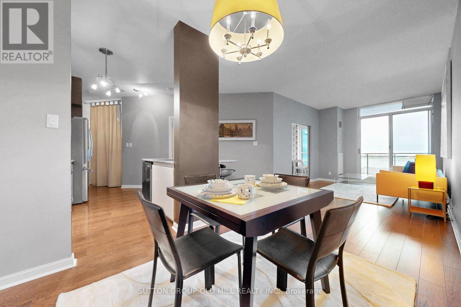 1012 - 228 Queens Quay W, Toronto, Ontario  M5J 2X1 - Photo 13 - C13216916