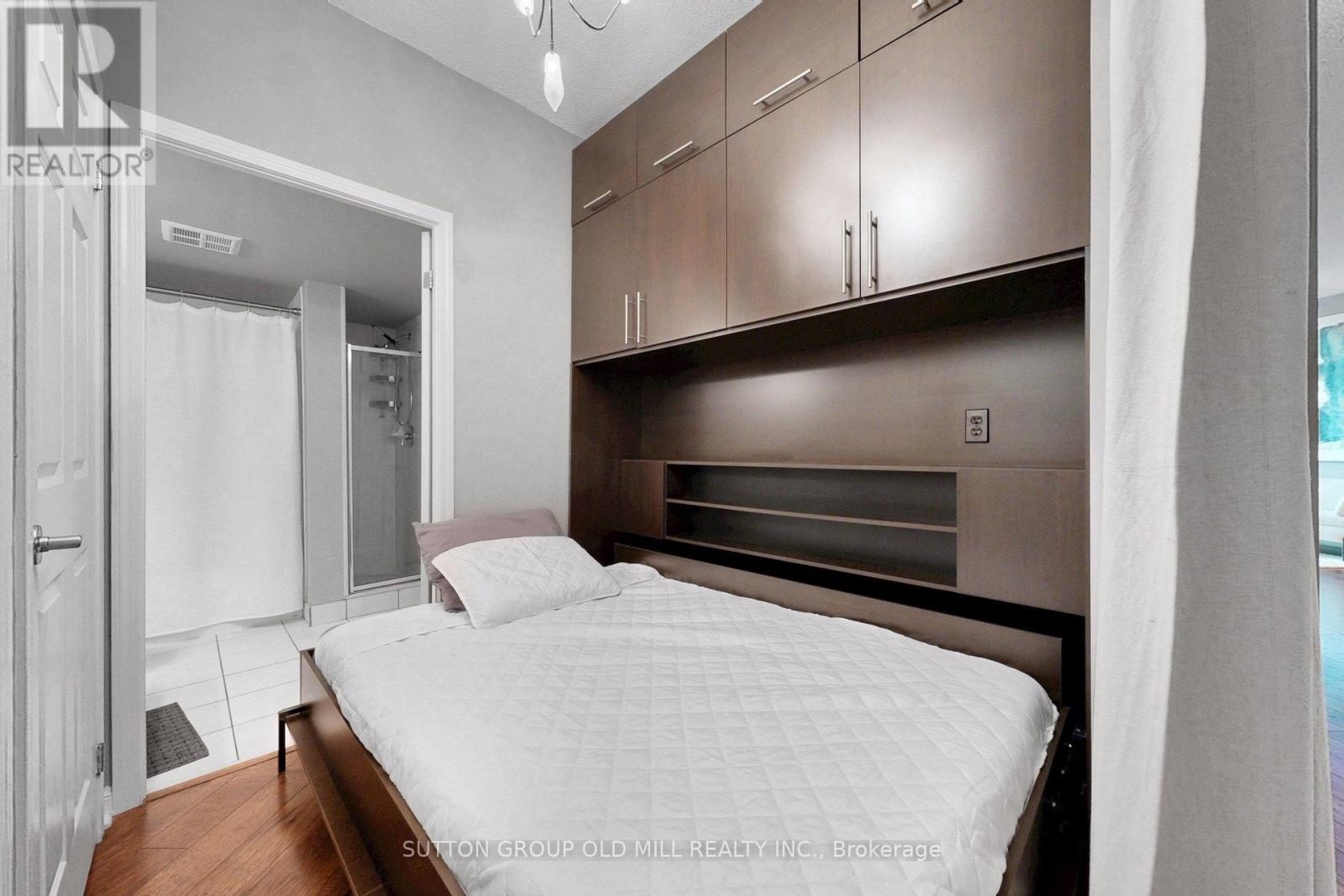 1012 - 228 Queens Quay W, Toronto, Ontario  M5J 2X1 - Photo 25 - C13216916